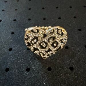 Heart-Shaped Leopard Print Crystal Ring in Gold